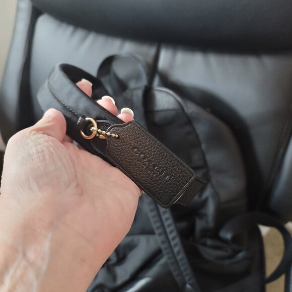 Authentic Coach Charlie Backpack in Pebble Leather No M1657-F38288 - Picture 4 of 6